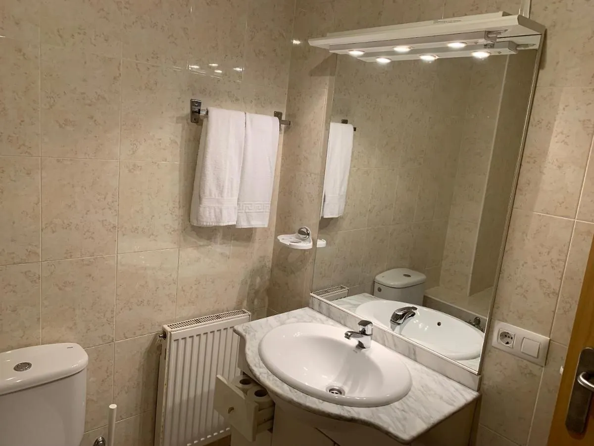 ** Appart hôtel Raquel'S - Habitacions I Apartaments Turistics - Sant Pere Pescador Espagne