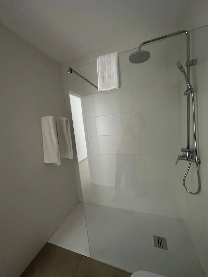 Aparthotel /Apartamentos Turísticos Raquel's Sant Pere Pescador