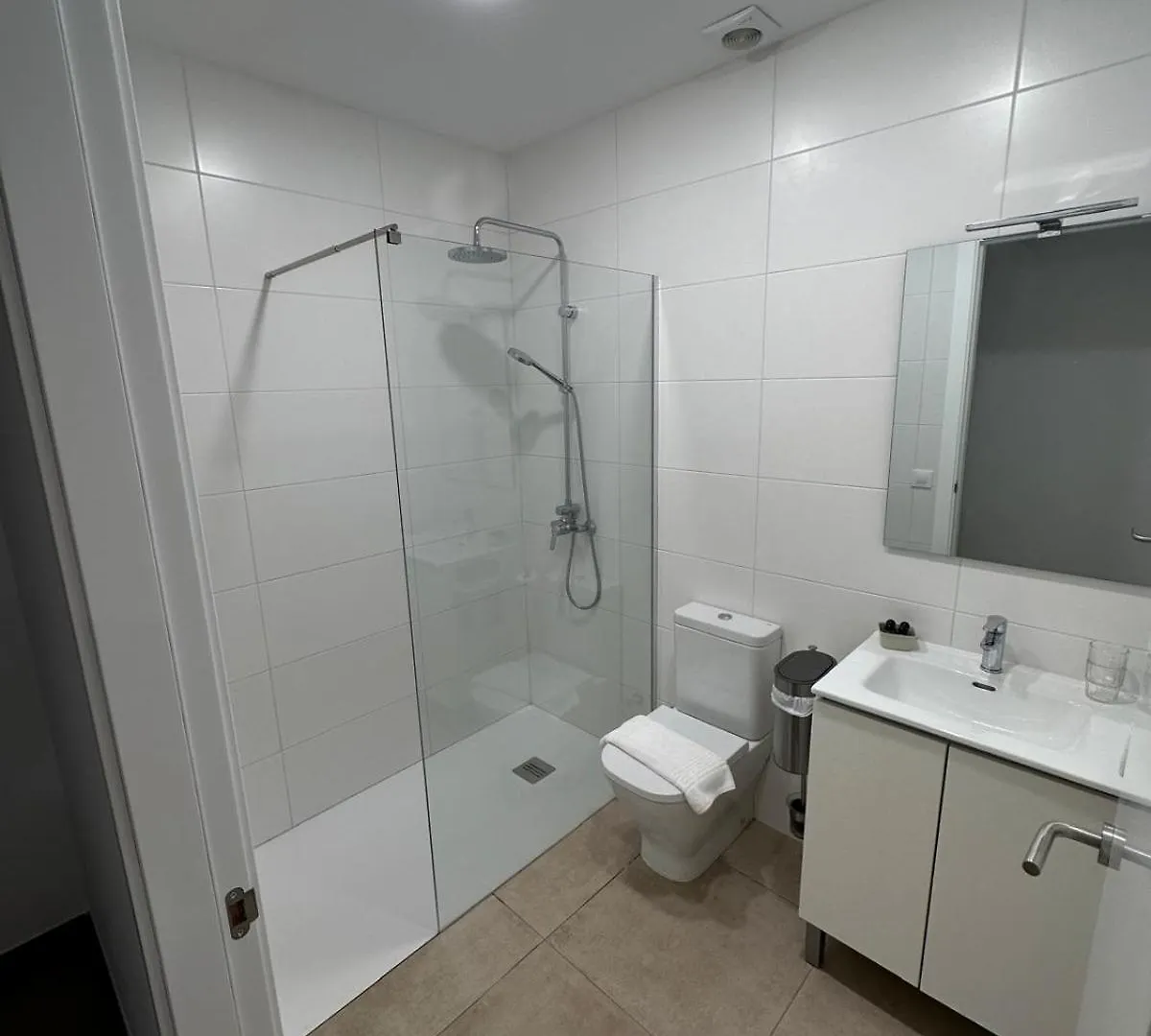 Appart hôtel Raquel'S - Habitacions I Apartaments Turistics - Sant Pere Pescador