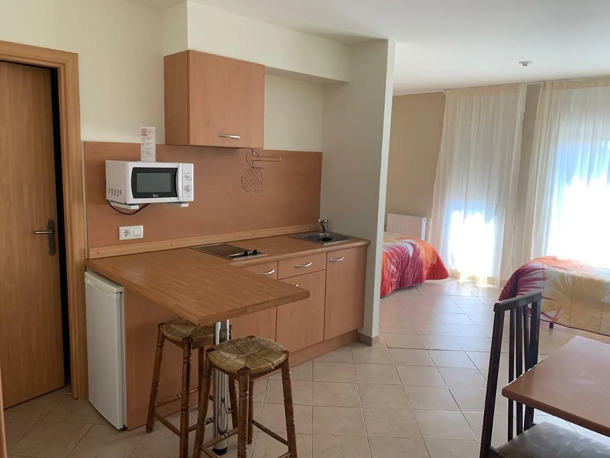Appart hôtel Raquel'S - Habitacions I Apartaments Turistics - Sant Pere Pescador
