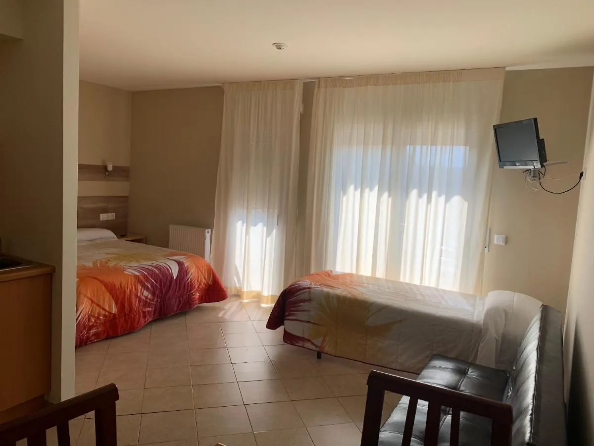 ** Hotel apartamentowy Raquel'S - Habitacions I Apartaments Turistics - Sant Pere Pescador Hiszpania